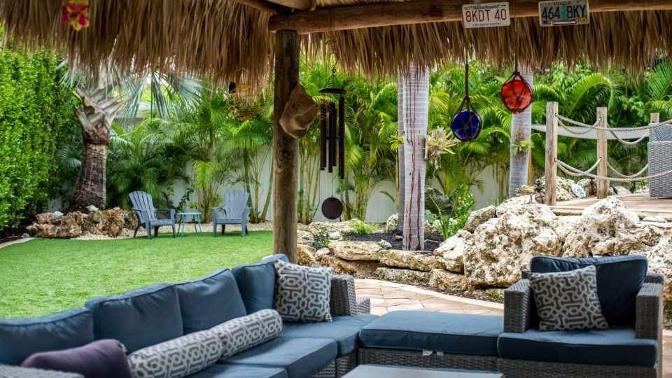 Kinder Outdoor Patio