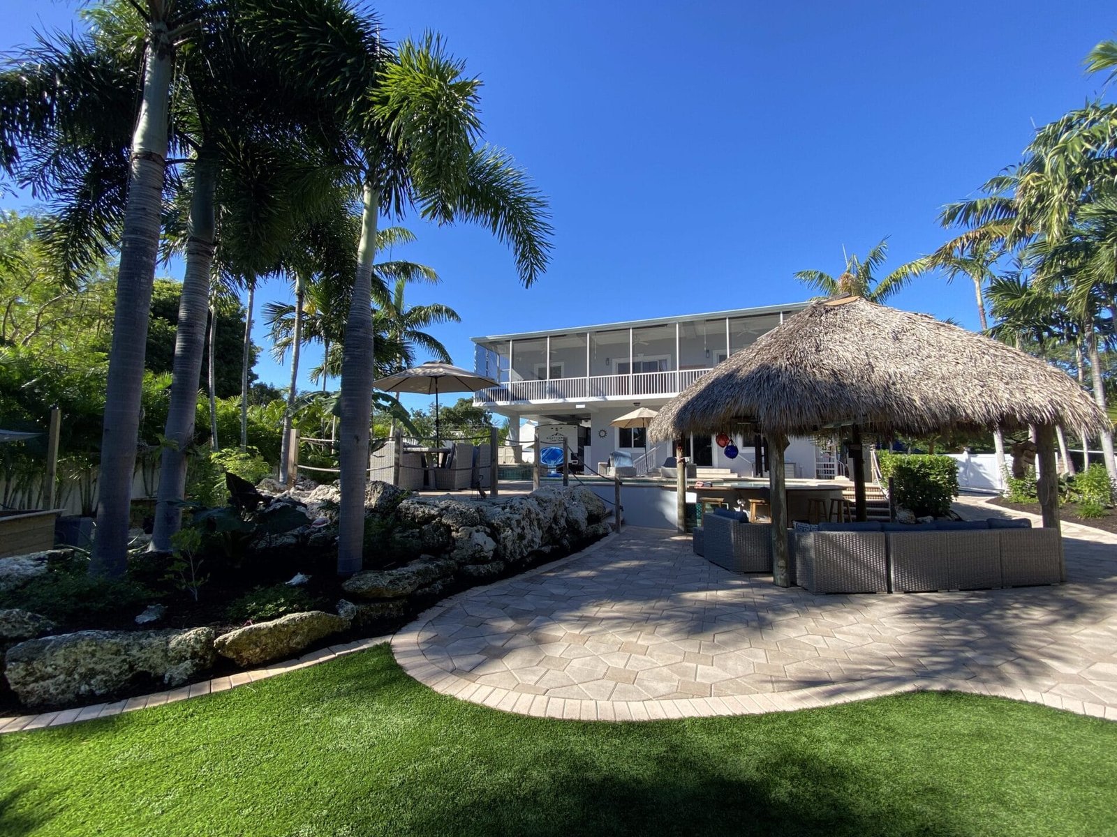 Eating disorder treatment for medically stable women at Kinder in the Keys