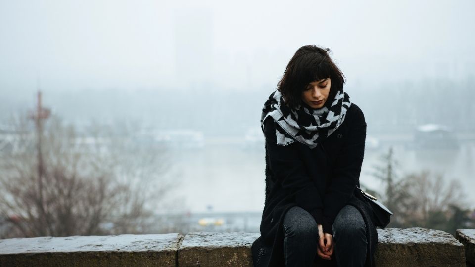 Cognitive Behavioral Therapy for Abandonment Issues can help you alleviate symptoms of loneliness.